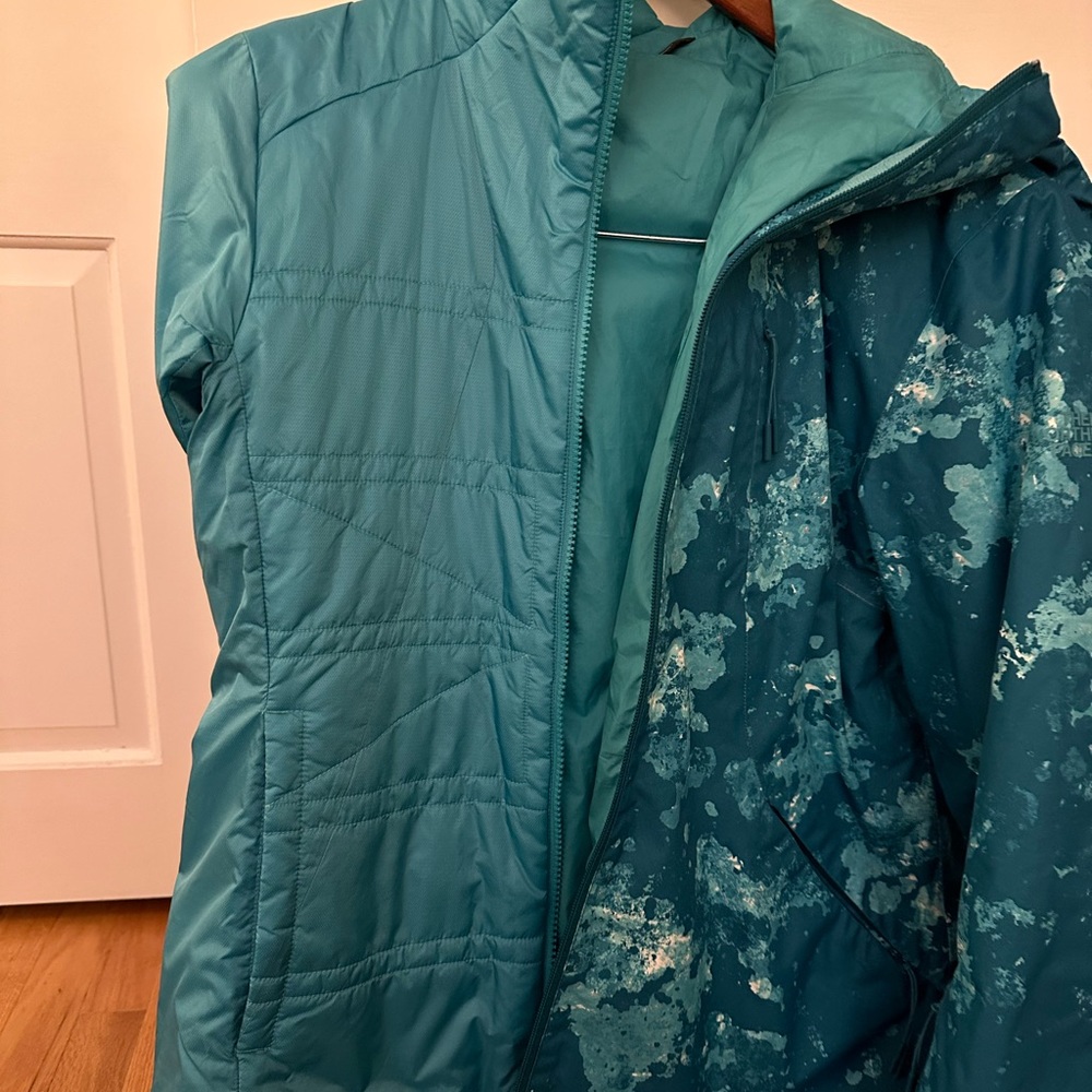 North Face Multi Functional Ski Jacket Size M. - image 3